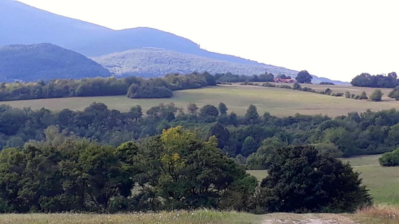 מלון Moravske Lieskove Selanka Off Road Hill View מראה חיצוני תמונה